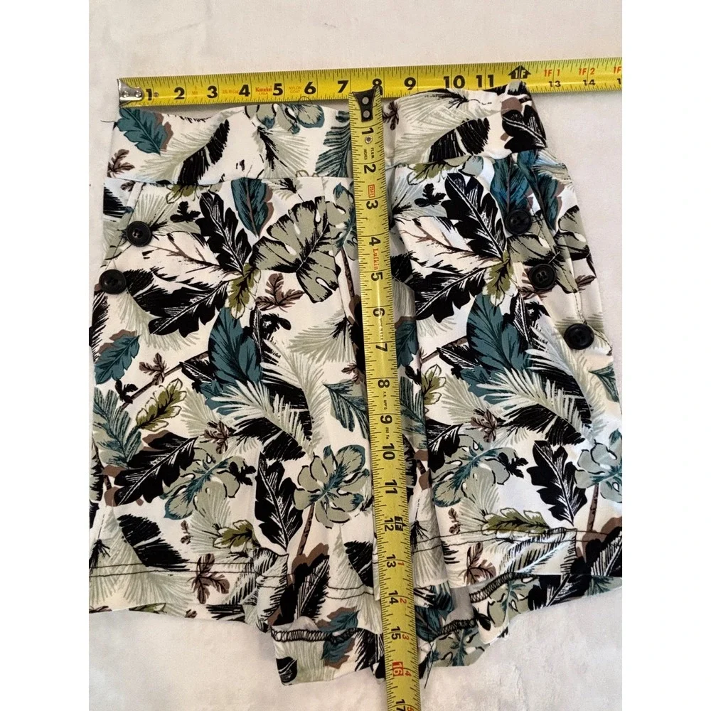 Robert Louis Tropical Leaf Print Shorts Green Teal Button Detail Small